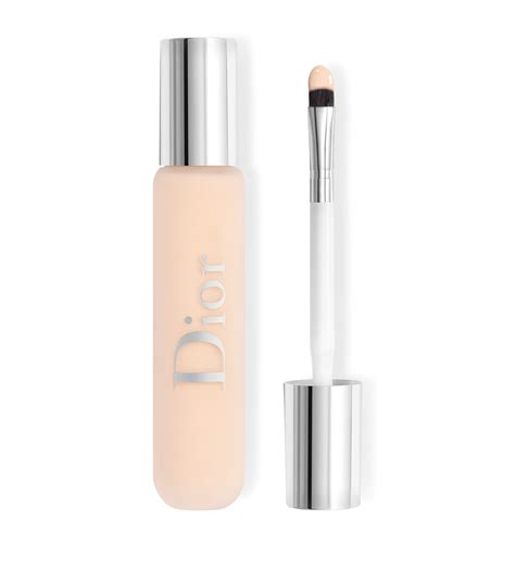 dior backstage concealer product.